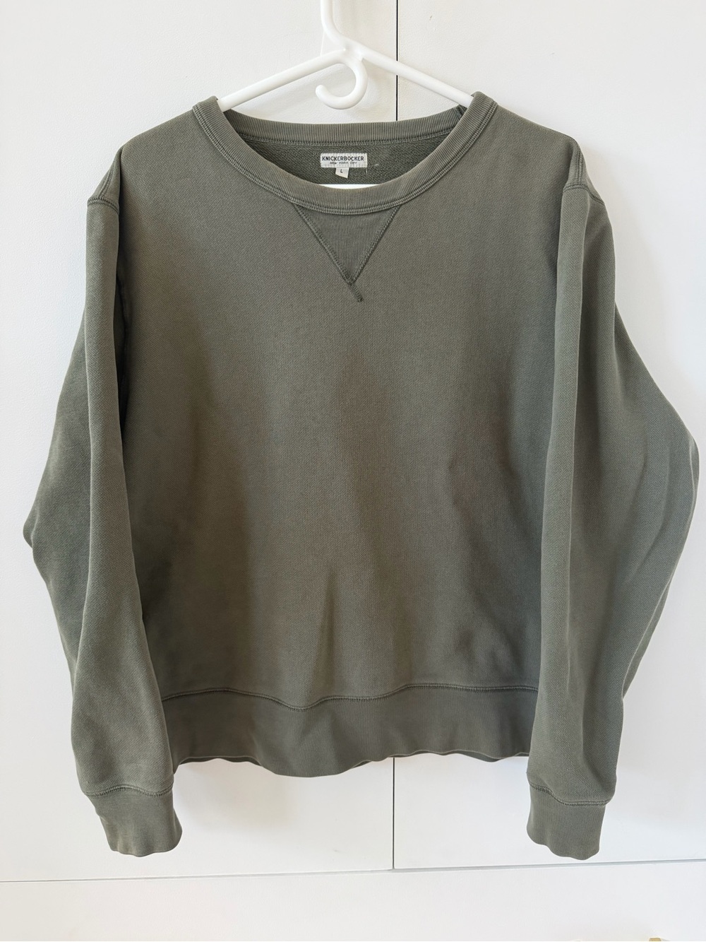 Knickerbocker NYC crew neck fleece sweatshirt L